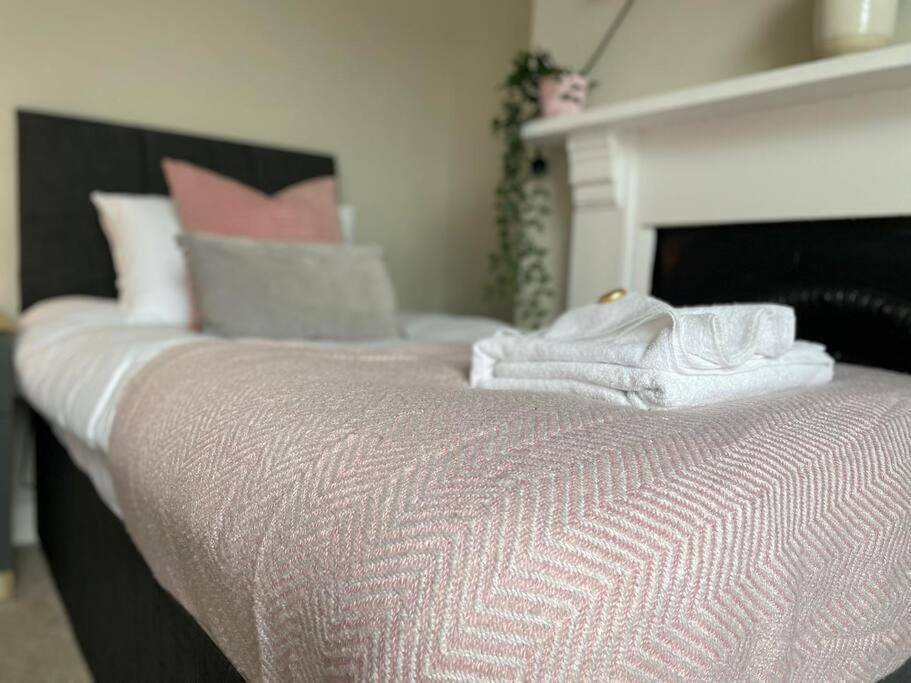 The Marlborough By M-Groupsa Villa Swansea Bagian luar foto